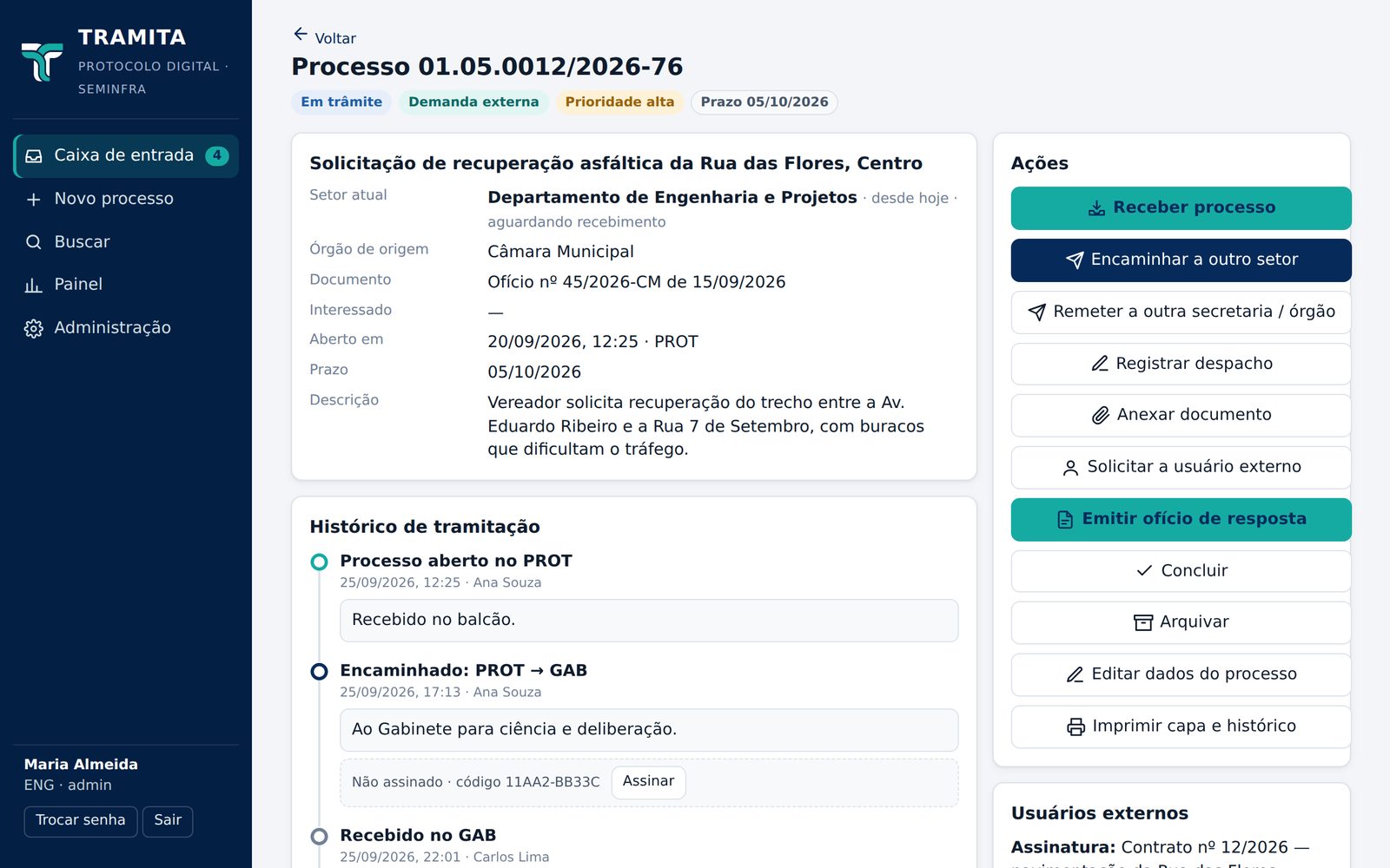 Tela de um processo no Tramita, com dados, histórico de tramitação e ações